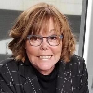 Meet your Posher, Lyne